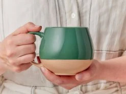 Eclipse Snug Mug 450ML Green -Maxwell & Williams store maxwell williams eclipse hands 800x600